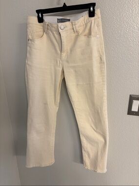 Wit & Wisdom Cream Straight-Leg Jeans